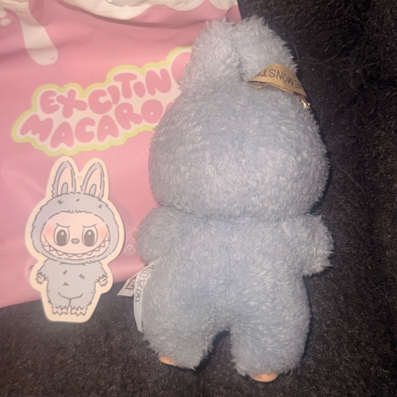 Authentic POP MART Exciting Macaron Labubu Vinyl Plush ~ Seasalt Coconut - Picture 4 of 7